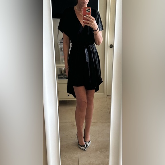 FENDI LOGO FF WRAP LOOK BELTED DRESS BLACK SIZE M or L. HIGH LOW NEVER WORN - Picture 6 of 16